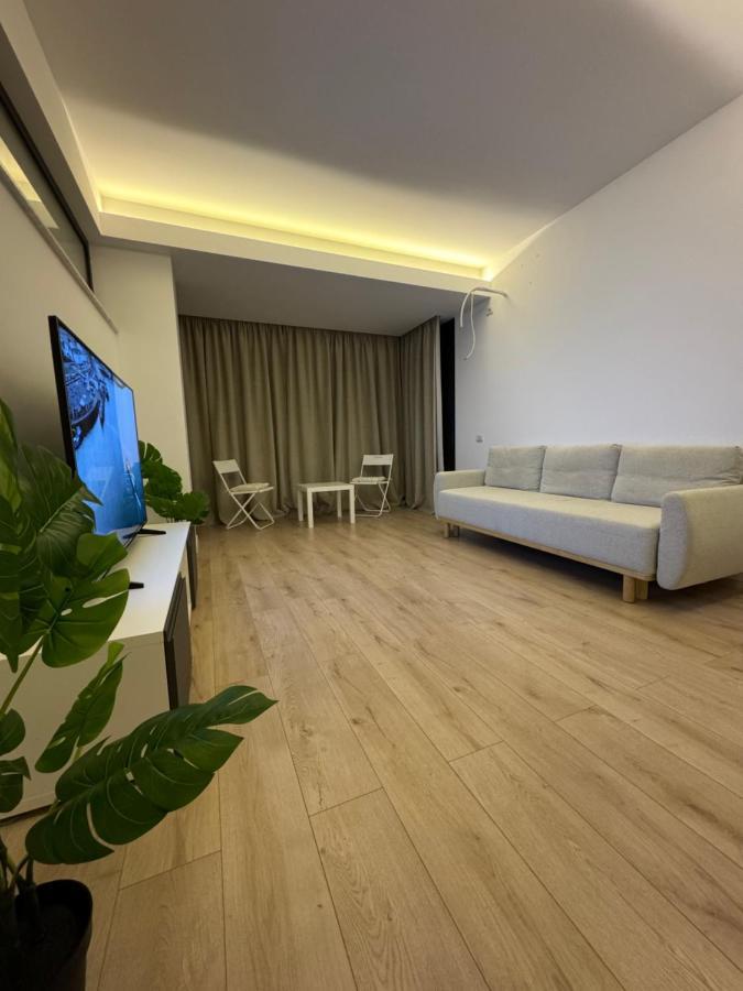 Warm Hotel Apartment Bukarest Exterior foto